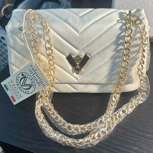 🔥NWT VALENTINO ORLANDI WHITE BAG WITH CHAINS🔥